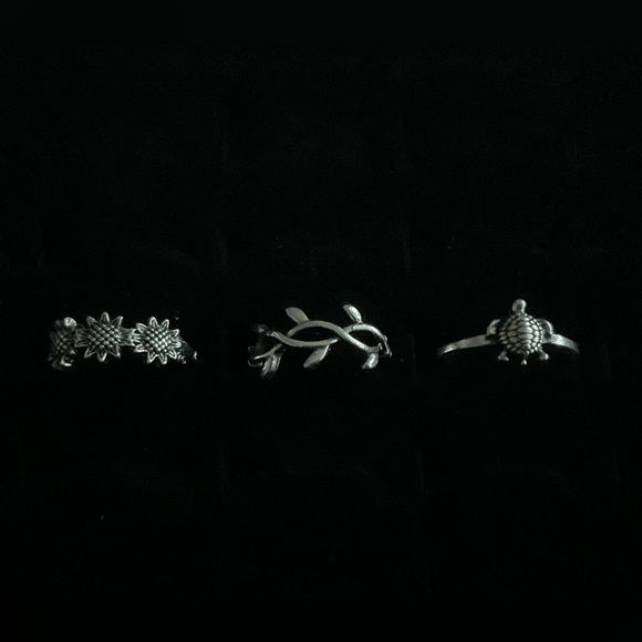 unbranded Jewelry - New x3 Silver Tone Rings Turtle Flowers Nature Boho Trendy Fashion Set Size 5/6